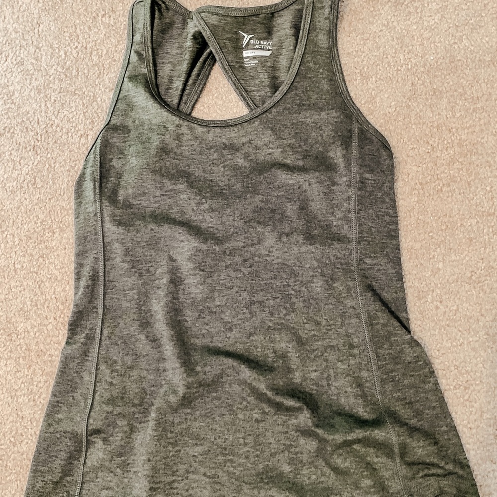 Old navy workout tank